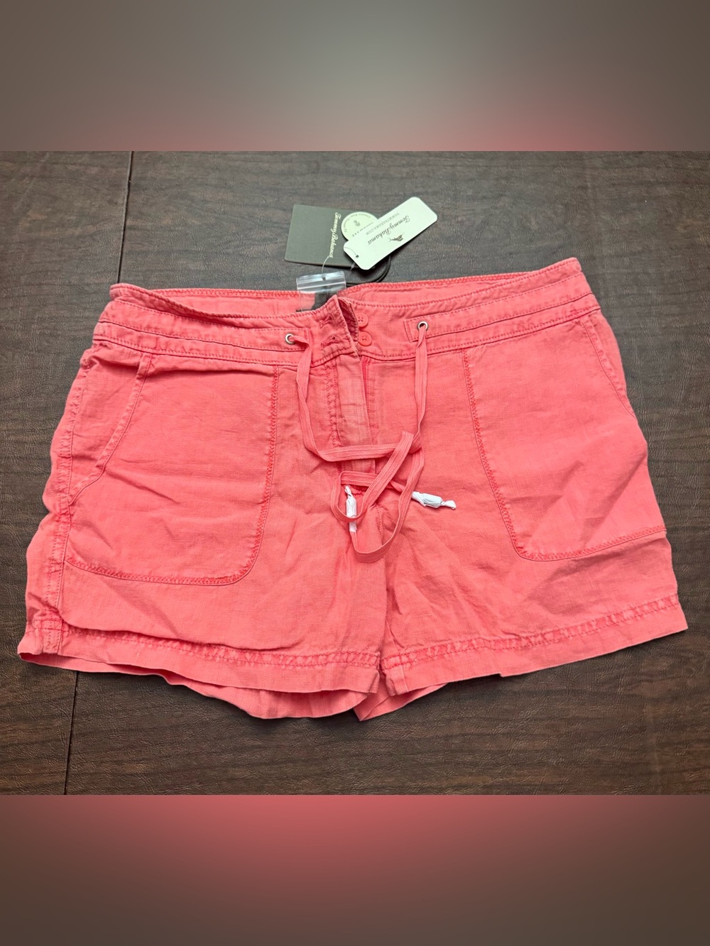 Tommy Bahama Coral Drawstring Pocket Leigh Fit Short NWT Size 6